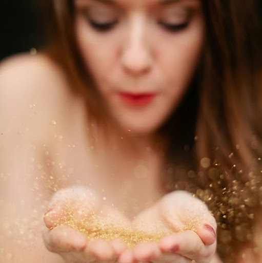 Tiffany Blake Photo 18