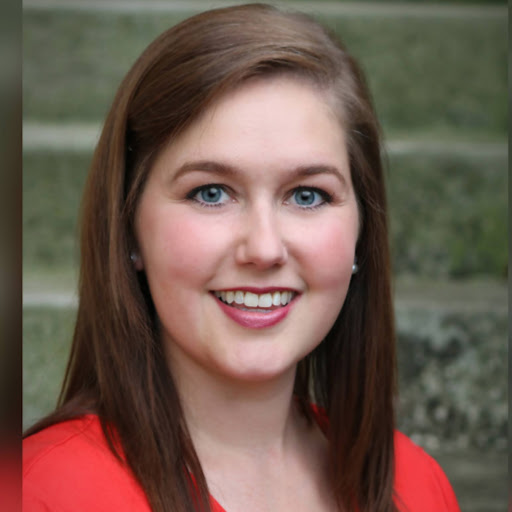 Elizabeth Irvin Photo 19