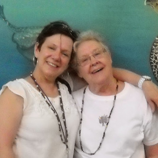 Marilyn Wright Photo 26