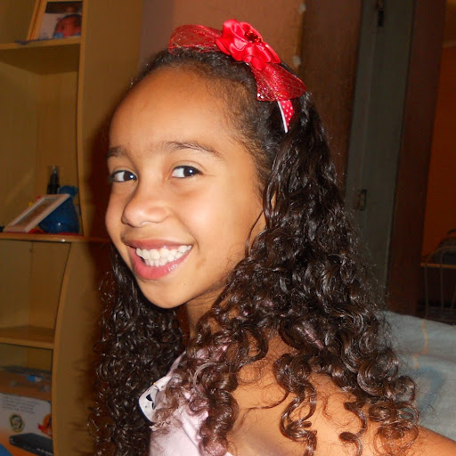 Julia Oliver Photo 7