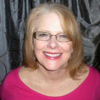 Deborah Reilly Photo 14