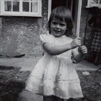 Lorraine Roach Photo 6