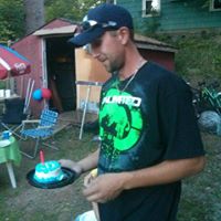 Russell Lowe Photo 18