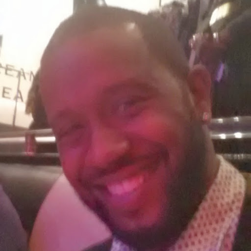 Michael Singleton Photo 27
