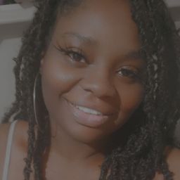 Renee Coleman Photo 7