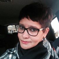 Kathryn Ward Photo 17