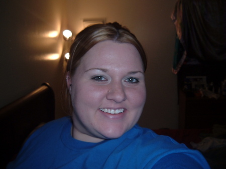 Julia Knowles Photo 9