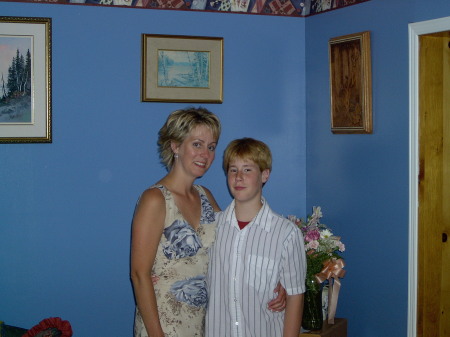 Angela Hill Photo 50