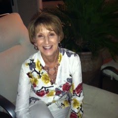 Sandra Joyce Photo 36