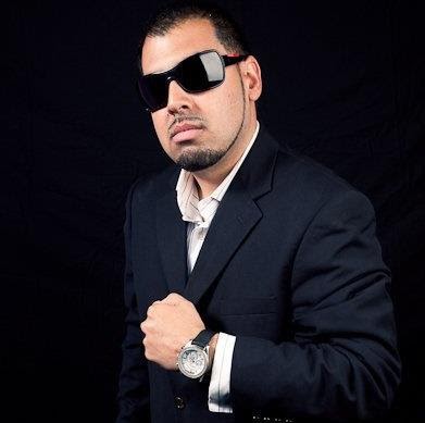 Eric Martinez Photo 48