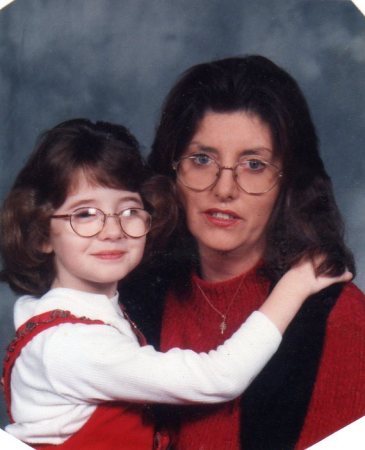 Elizabeth Robbins Photo 12