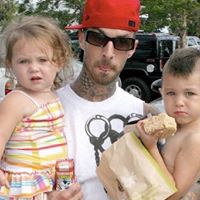 Travis Barker Photo 29