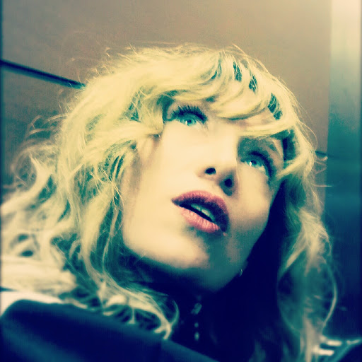 Maria Vergara Photo 16