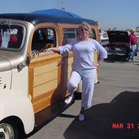 Catherine Copeland Photo 44