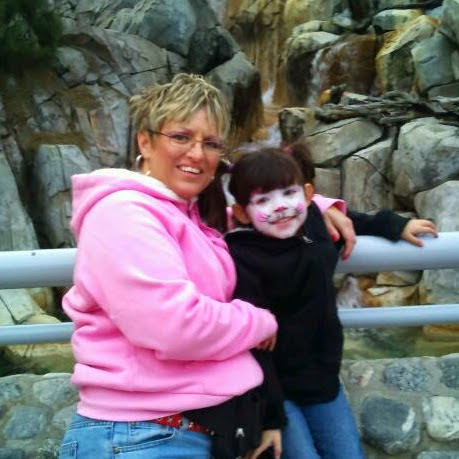 Teresa Dean Photo 25
