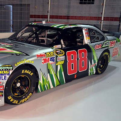 Douglas Walker Photo 51