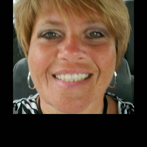 Cynthia Simmons Photo 7