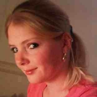Debbie Francis Photo 11
