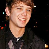 Max Elliot Photo 7