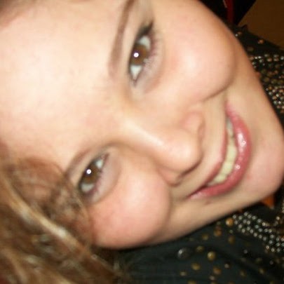 Elizabeth Damron Photo 17