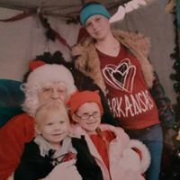Elizabeth Jewell Photo 27