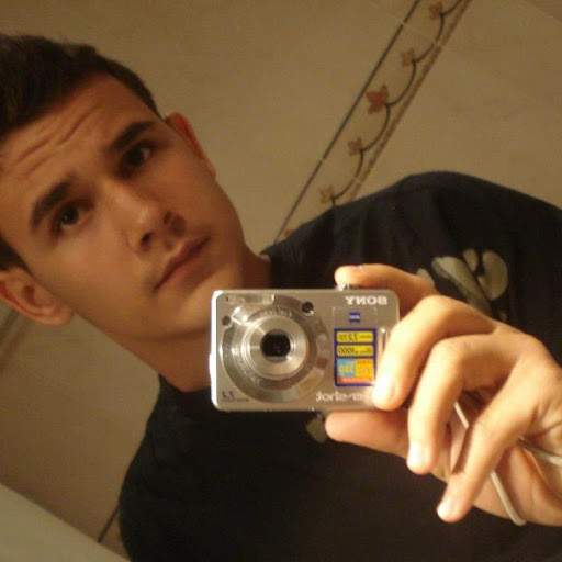 Robert Adrian Photo 18
