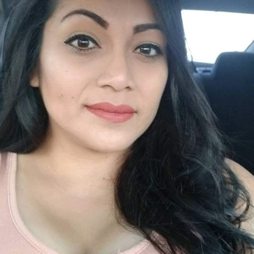 Sarah Zamora Photo 14