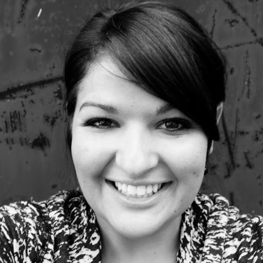 Amy Cortez Photo 15
