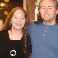 Stephanie Crowe Photo 19