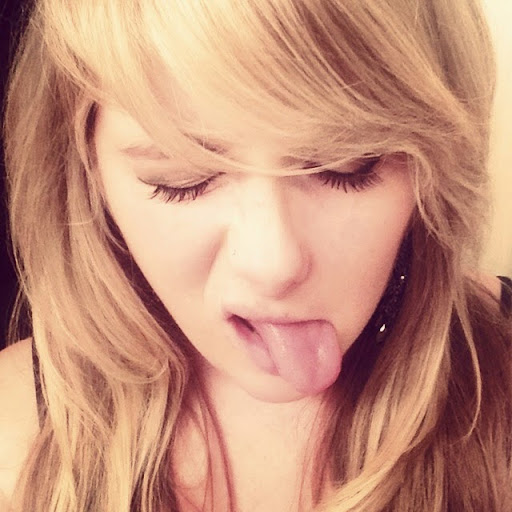 Samantha Rogers Photo 38