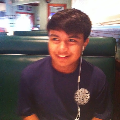 Jeremy Mckinley Photo 3