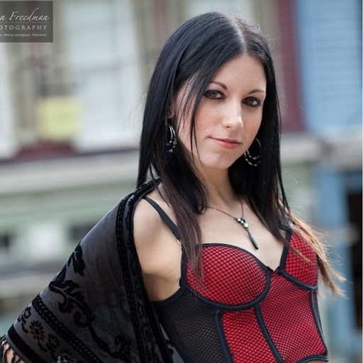 Angela Dick Photo 23