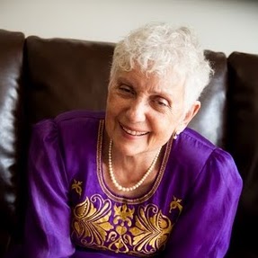 Gloria Perry Photo 13