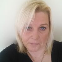 Anita Holden Photo 8