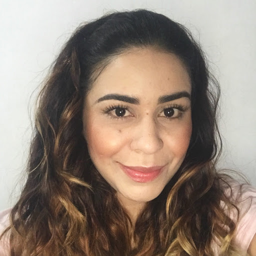 Lorena Molina Photo 15