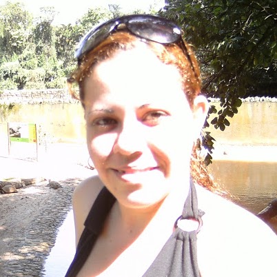 Alexandra Toth Photo 17