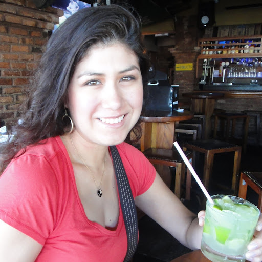 Elizabeth Torres Photo 18