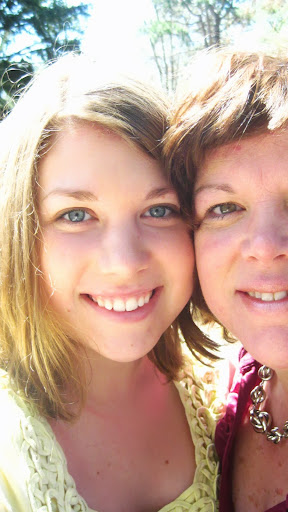 Laura Hopper Photo 40