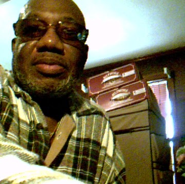 Roderick Davis Photo 14