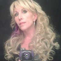 Marie Riley Photo 10