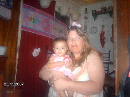 Stephanie Blackwell Photo 23