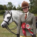 Anna Richards Photo 32