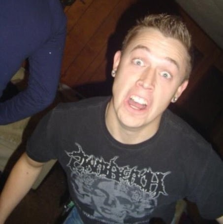 Jeremy Gallagher Photo 6