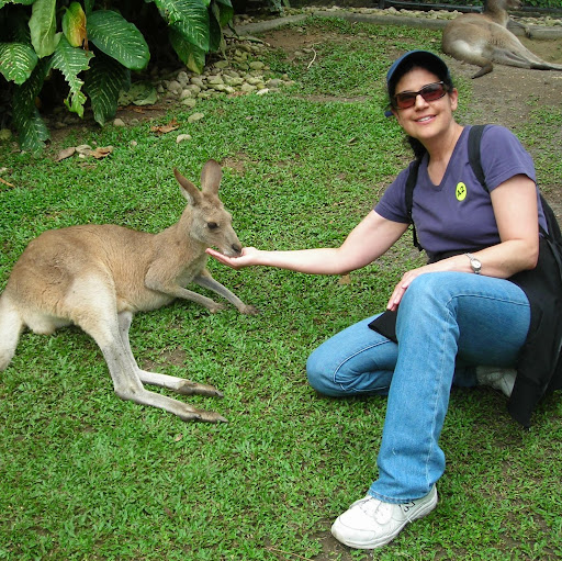 Debbie Bennett Photo 29