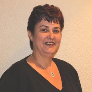 Denise Gardner Photo 27