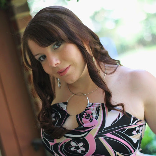 Sarah Bryant Photo 12