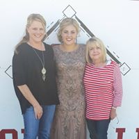 Debbie Calvert Photo 35
