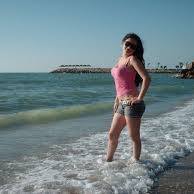 Julia Gold Photo 41