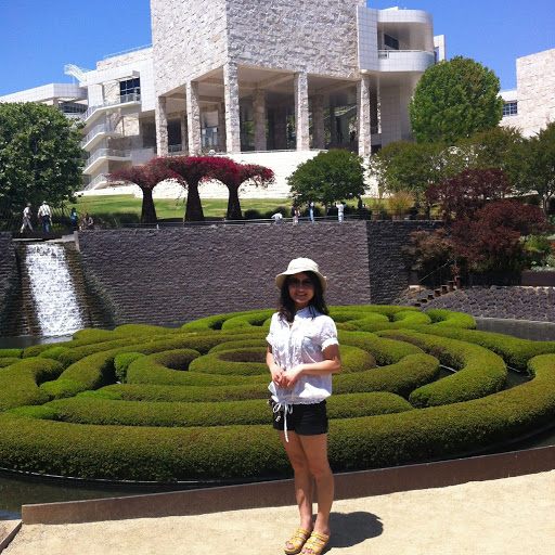 Evelyn Cheng Photo 30