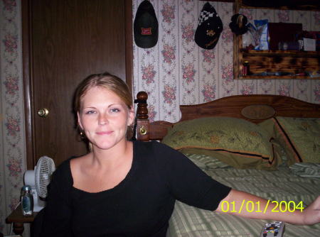 Amy Mills Photo 25